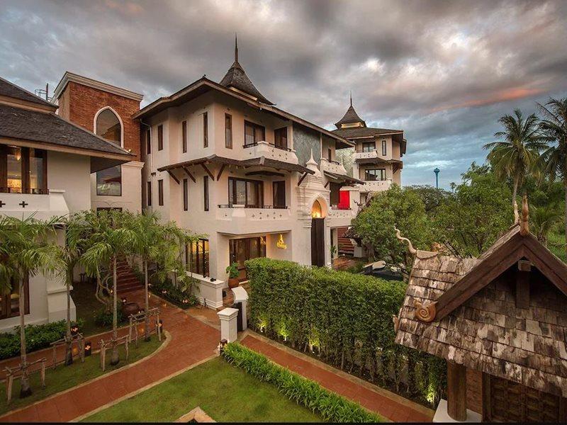 Shinnabhura Historic Boutique Hotel Phitsanulok Luaran gambar